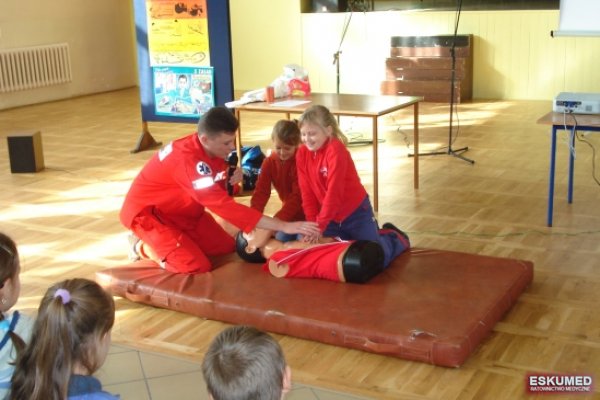 Szkolenie z pierwszej  pomocy dla dzieci